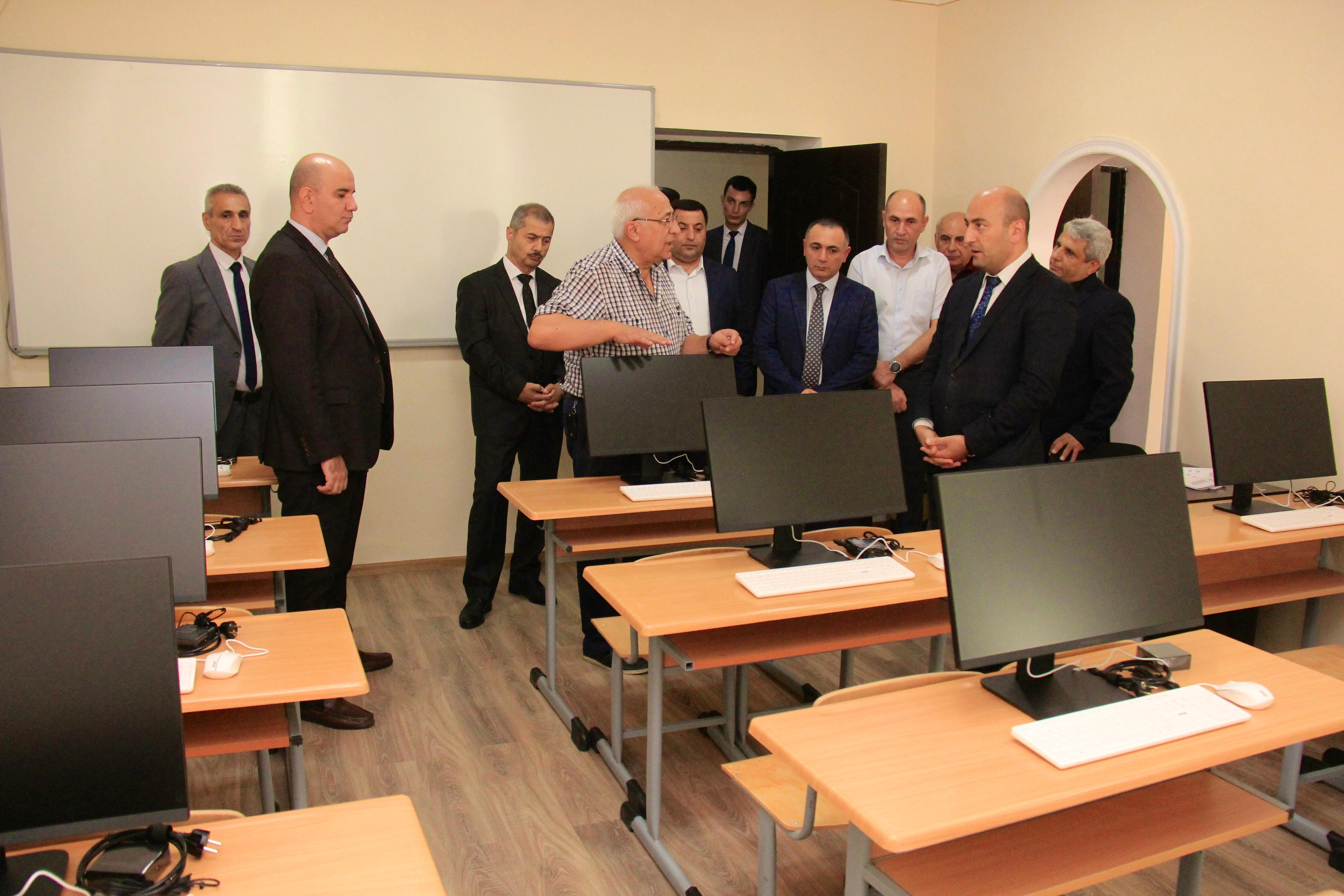 ATU-da yeni laboratoriya və ixtisaslaşmış auditoriya istifadəyə verildi