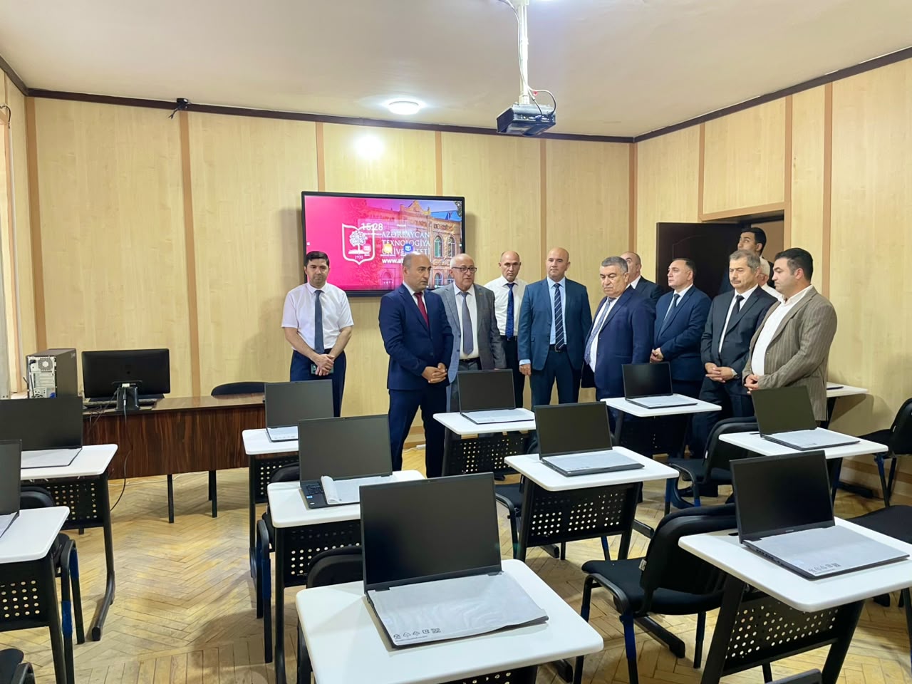 ATU-da yeni laboratoriya və auditoriyalar istifadəyə verilib