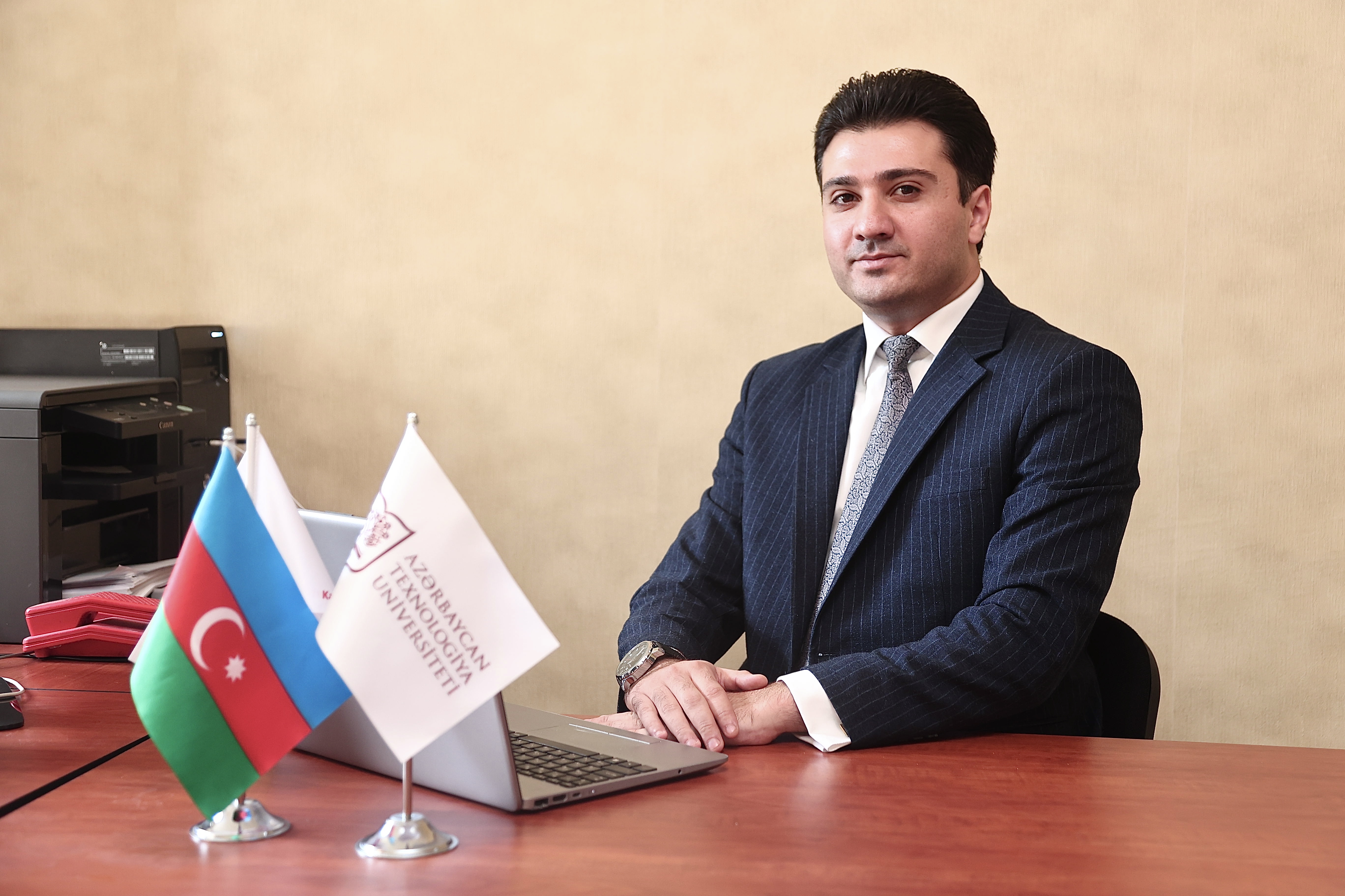 Azərbaycan Texnologiya Universitetində yeni yaradılmış İnnovasiya Mərkəzinə direktor təyin edilib.