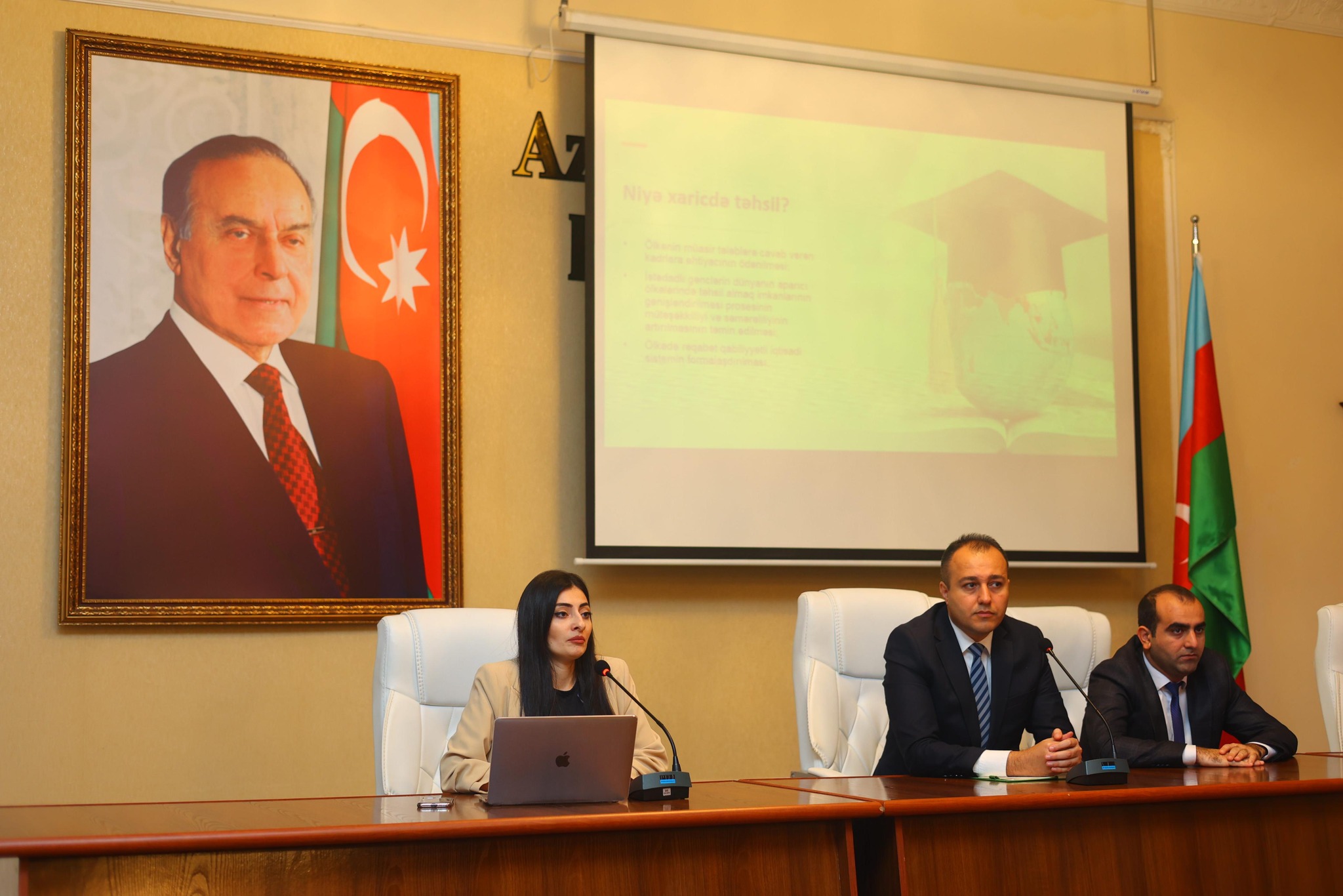 “2022-2026 Dövlət Proqramı”na dair məlumatlandırma sessiyası keçirilib