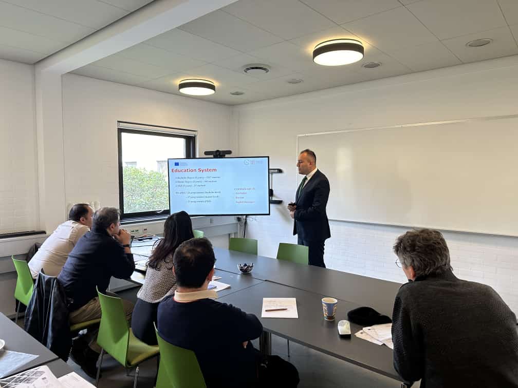 “Azərbaycan Universitetlərində Yaşıl və Dayanıqlı İqtisadiyyatın Təkmilləşdirilməsi: Bərpa Olunan Enerji və İqlim Dəyişikliklərinin Azaldılması - REFRESH” layihəsi çərçivəsində görüş keçirilib