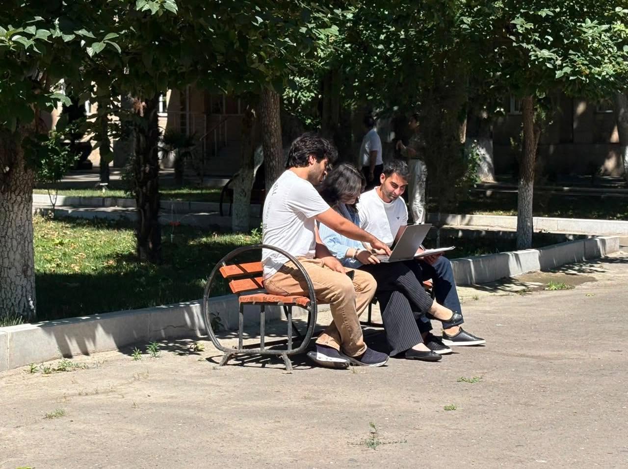 İmtahan sessiyasının gərgin, amma məhsuldar günləri…