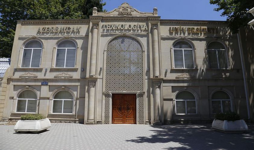 Azərbaycan Texnologiya Universitetində (ATU) sentyabrın 14-də ali təhsil müəssisəsinə yeni qəbul olan tələbələrlə tanışlıq günü keçiriləcək.
