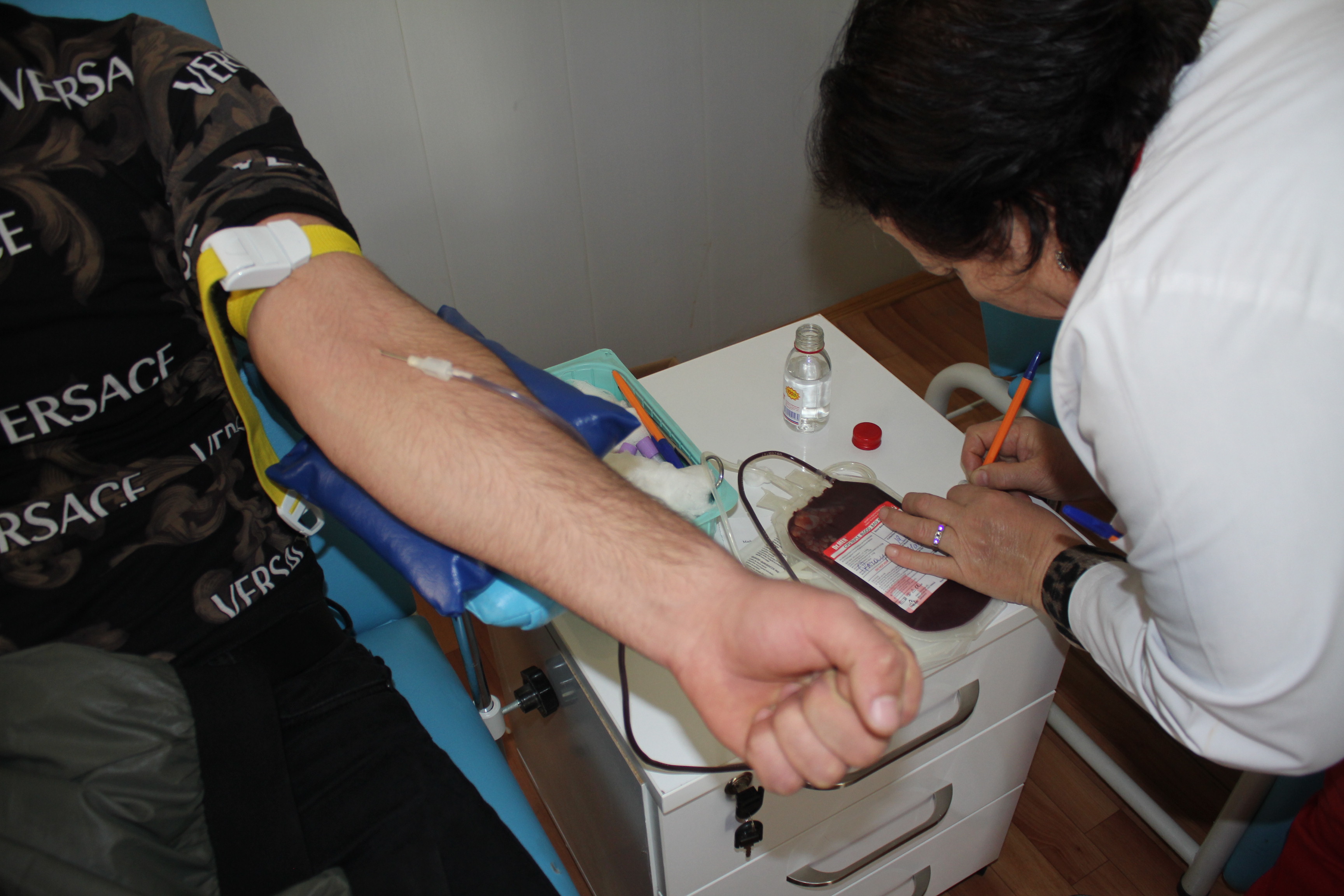 UTECA tələbələri qanvermə aksiyasında