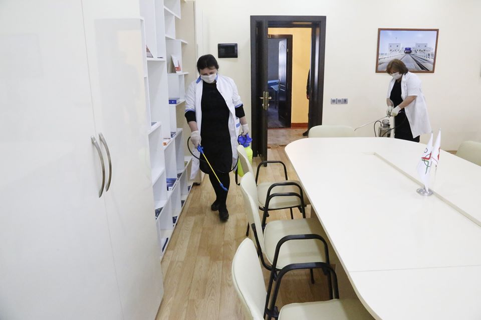 UTECA-da mütəxəssislər tərəfindən dezinfeksiya işləri aparılıb