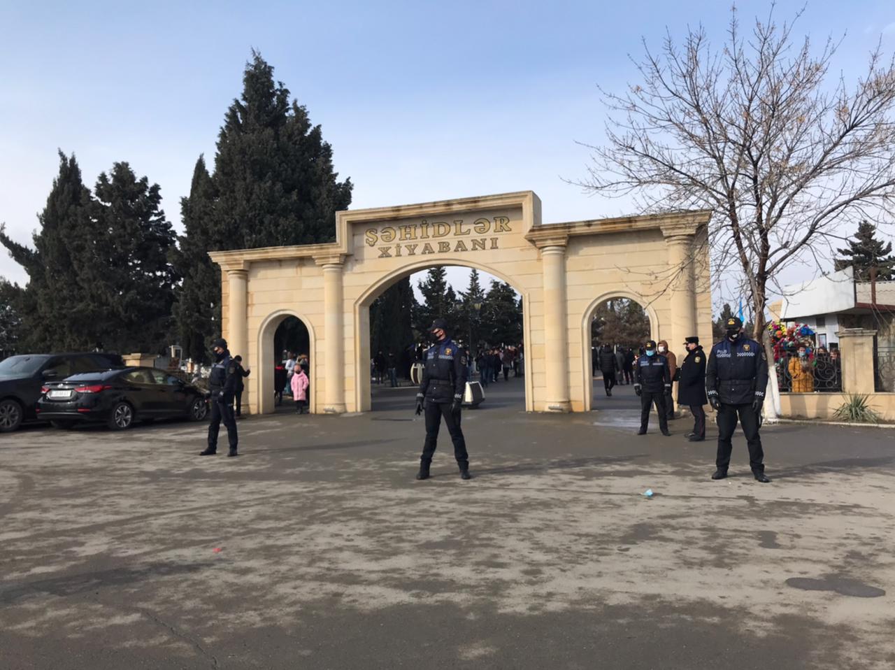 UTECA kollektivi Şəhidlər Xiyabanını ziyarət edib