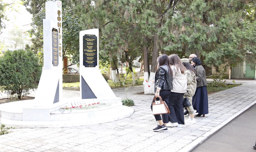 Azərbaycan Texnologiya Universitetində şəhid məzuna həsr edilmiş kitab təqdimatı keçirilib