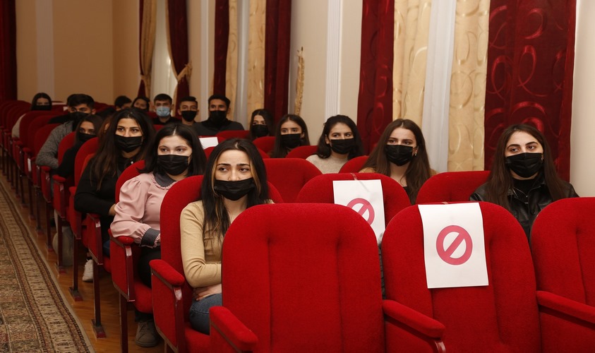 UTECA-da Gənclər Evinin təqdimatı keçirilib