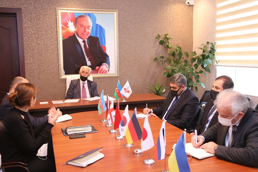 “Yerli texnoloji startapların inkişafının təşviqi” layihəsi nümayəndələri UTECA-da olub