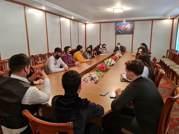 Aktiv tələbələrlə görüş keçirilib