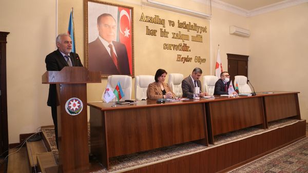 “Oxuyaq, öyrənək, öyrədək” layihəsi UTECA-da