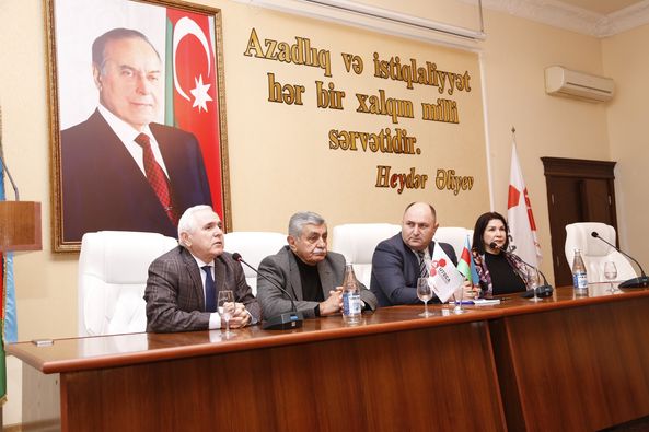 AzTv Azərbaycan Texnologiya Universitetində şəhər ictimaiyyətilə görüşüb