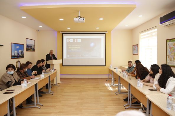 Qida mühəndisliyi fakültəsi tələbələrinin elmi konfransı keçirilib