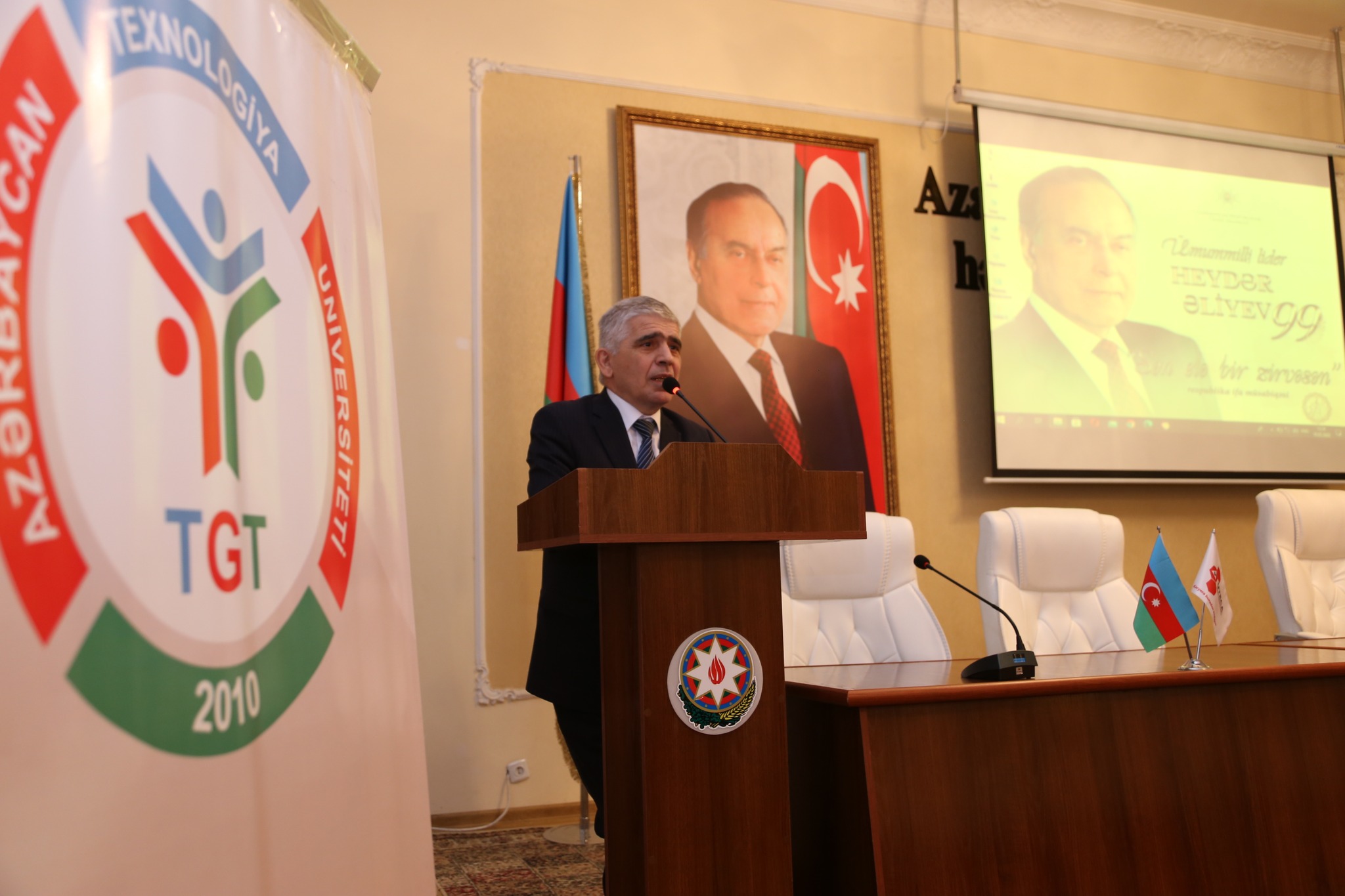 Azərbaycan Texnologiya Universitetində ``Xalqa həsr olunmuş ömür`` adlı tədbir keçirilib