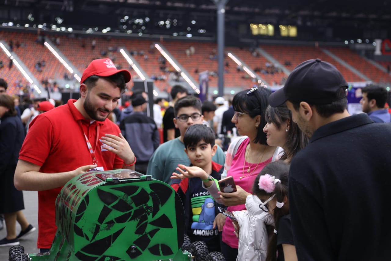 UTECA tələbələrinin Rosol layihəsi “TEKNOFEST Azərbaycan” festivalı ziyarətçilərinin marağına səbəb olub